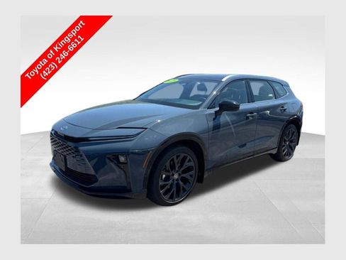 Used 2025 Toyota Crown Signia AWD/4WD image 1