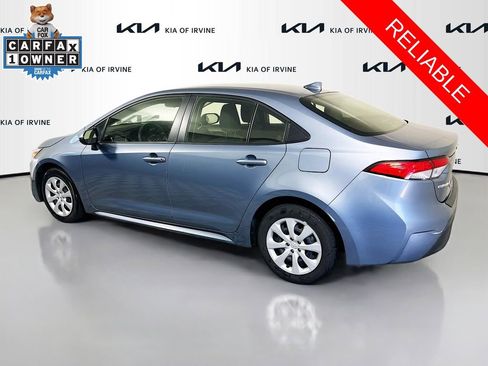 Used 2024 Toyota Corolla LE FWD image 5