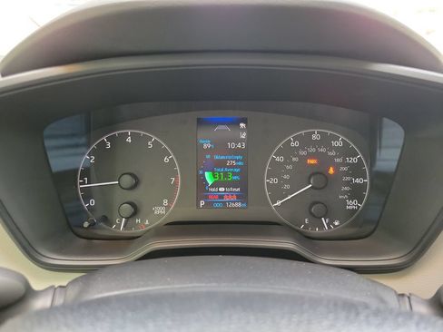 Used 2025 Toyota Corolla LE FWD image 19