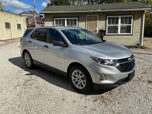 Used 2019 Chevrolet Equinox LT image 7
