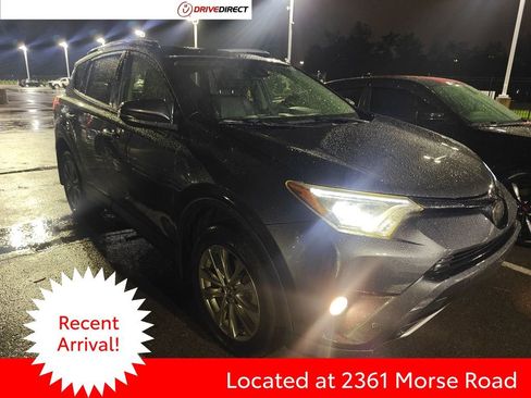 Used 2016 Toyota RAV4 Limited image 1