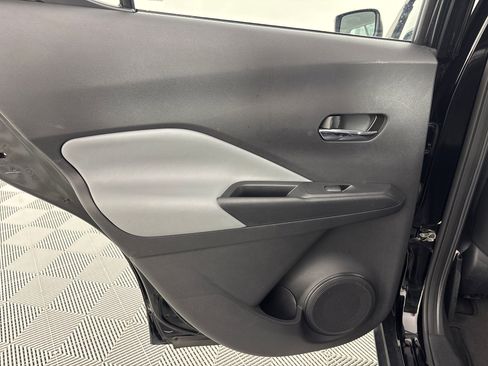 Used 2023 Nissan Kicks SR w/ SR Premium Package image 23