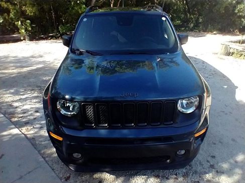 Used 2021 Jeep Renegade Latitude image 7