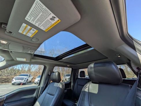 Used 2020 Ford F150 Lariat w/ Equipment Group 502A Luxury image 28