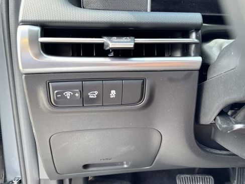 Used 2025 Hyundai Tucson SEL image 32