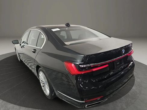 Used 2020 BMW 740i RWD image 3
