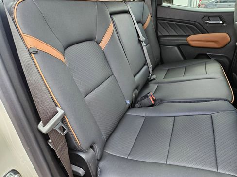 New 2026 GMC Canyon AT4 w/ AT4 Premium Package AWD/4WD image 27