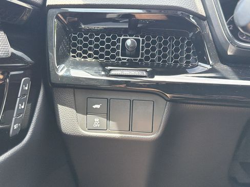 Used 2024 Honda CR-V EX-L image 12