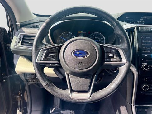 Used 2022 Subaru Ascent Limited image 12