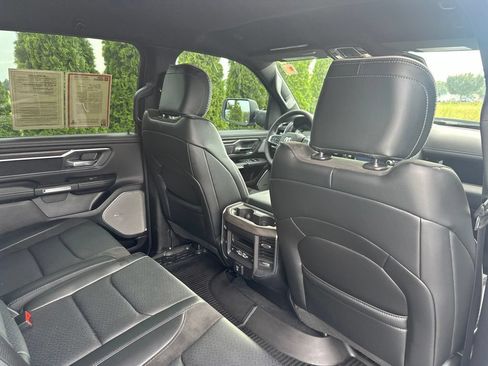 Used 2025 RAM 1500 Laramie w/ Night Edition AWD/4WD image 37
