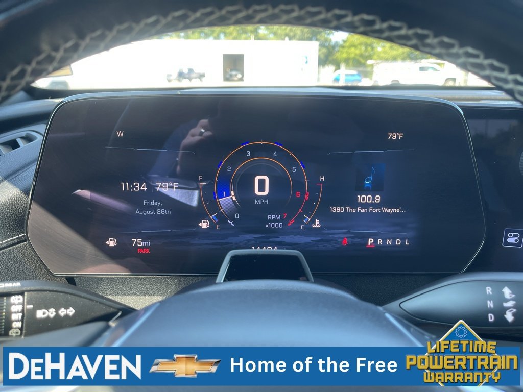Used 2024 Chevrolet Traverse LT w/ Enhanced Driving Package FWD image 12