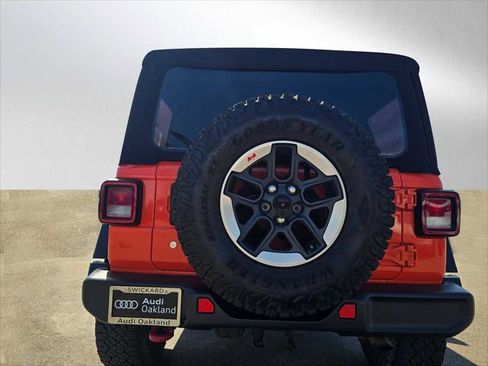 Used 2019 Jeep Wrangler Unlimited Rubicon AWD/4WD image 4
