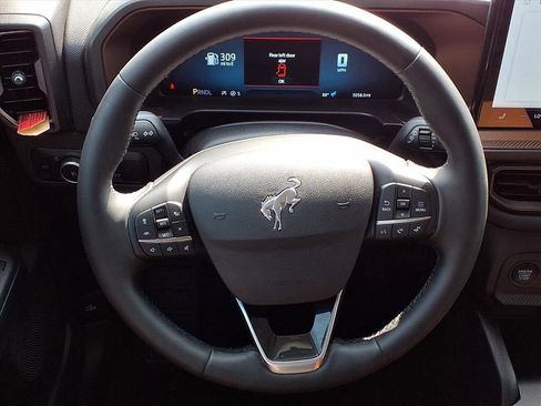 Used 2025 Ford Bronco Sport Outer Banks image 18