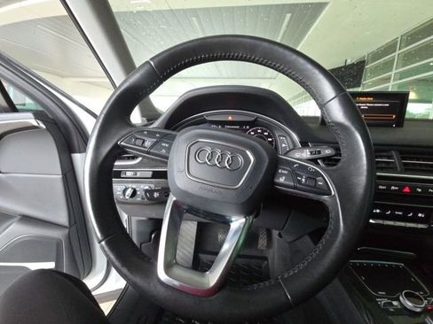 Used 2019 Audi Q7 3.0T Prestige image 10