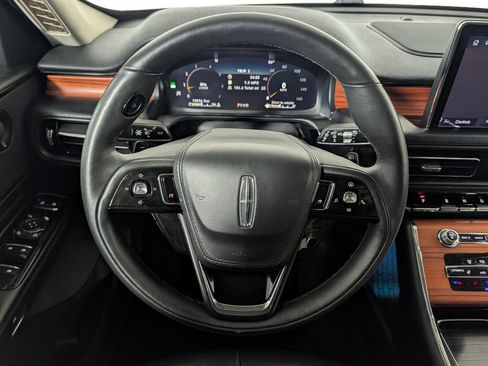 Used 2024 Lincoln Aviator Reserve w/ Elements Package Plus RWD image 18