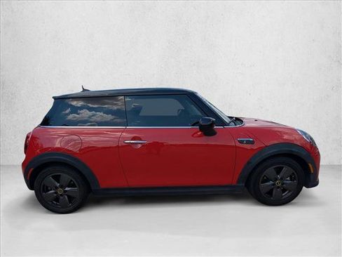 Used 2022 MINI Cooper SE image 4