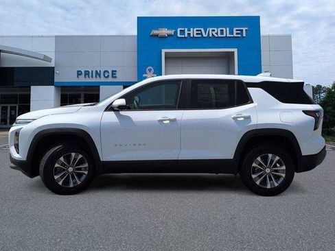 New 2026 Chevrolet Equinox LT w/ Convenience Package II FWD image 12