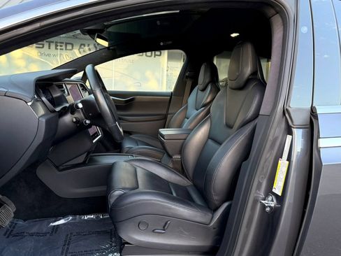 Used 2018 Tesla Model X 75D AWD/4WD image 19