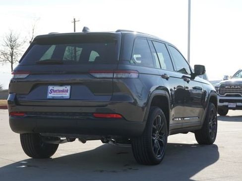 New 2025 Jeep Grand Cherokee Limited AWD/4WD image 9