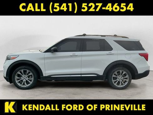 Certified 2022 Ford Explorer XLT w/ Equipment Group 202A image 2