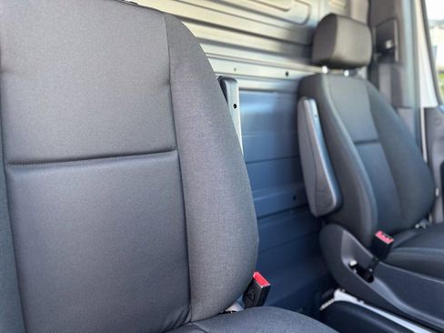 New 2025 Mercedes-Benz Sprinter 2500 image 29