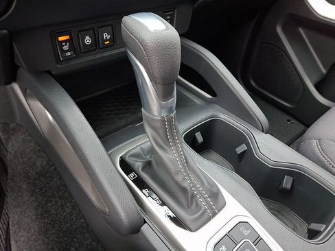 New 2026 Nissan Frontier SV w/ SV Convenience Package image 6