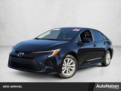 Certified 2026 Toyota Corolla LE image 1