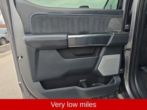 Used 2025 Ford F250 Platinum image 42