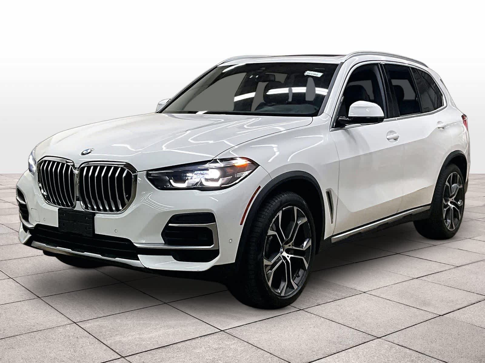 Used 2023 BMW X5 xDrive40i w/ Premium Package AWD/4WD image 1