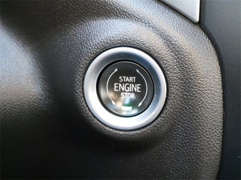 Used 2022 Chevrolet Silverado 1500 LTZ w/ LTZ Premium Package image 22