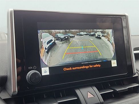 Used 2023 Toyota RAV4 LE image 14