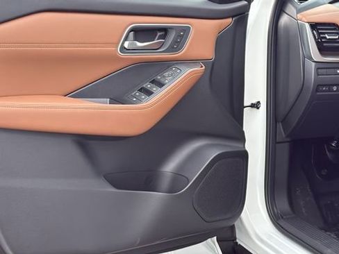 New 2026 Nissan Rogue Platinum w/ Platinum Premium Package image 21