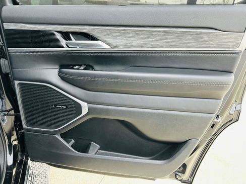 Used 2023 Jeep Wagoneer Series II w/ Convenience Group I image 36