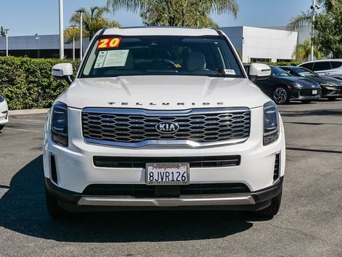 Used 2020 Kia Telluride S w/ S 8 Passenger Seating Package FWD image 2