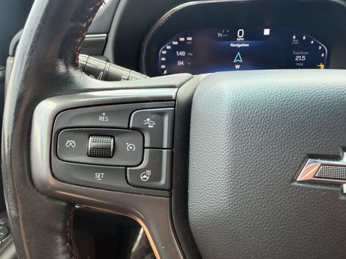 Used 2022 Chevrolet Suburban RST w/ Luxury Package AWD/4WD image 13