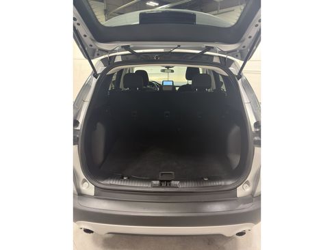 Used 2022 Ford Escape SE FWD image 25