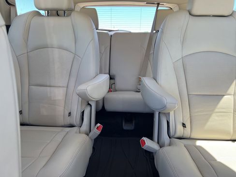 Used 2023 Buick Enclave Essence FWD image 15