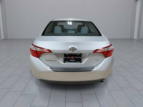 Used 2014 Toyota Corolla LE image 2