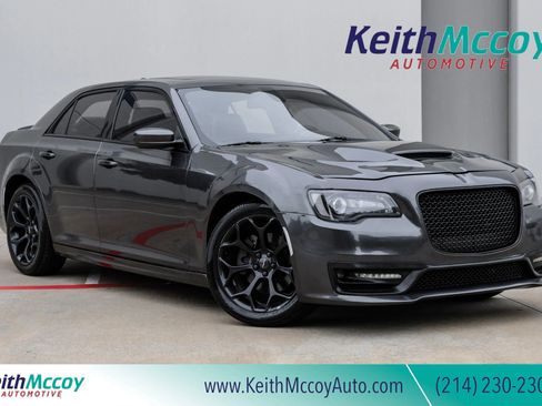 Used 2020 Chrysler 300 S RWD image 1
