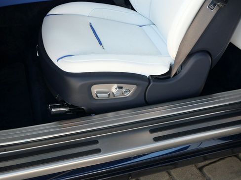 Certified 2019 Rolls-Royce Wraith image 9