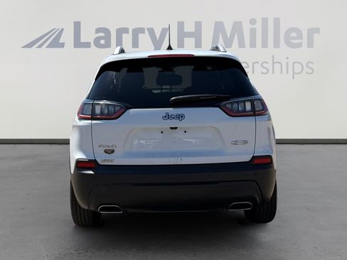 Certified 2021 Jeep Cherokee Latitude Lux w/ Comfort/Convenience Group AWD/4WD image 4