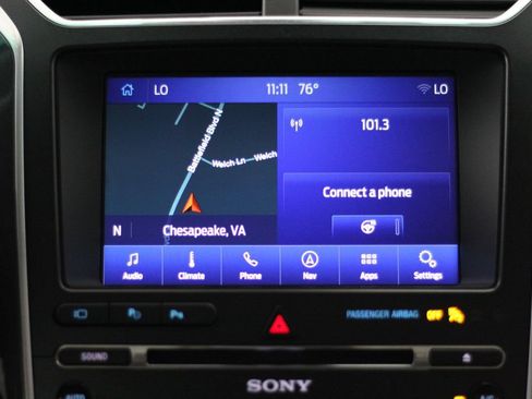 Used 2018 Ford Explorer Platinum AWD/4WD image 19