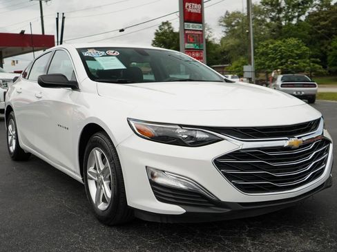 Used 2022 Chevrolet Malibu LS FWD image 36