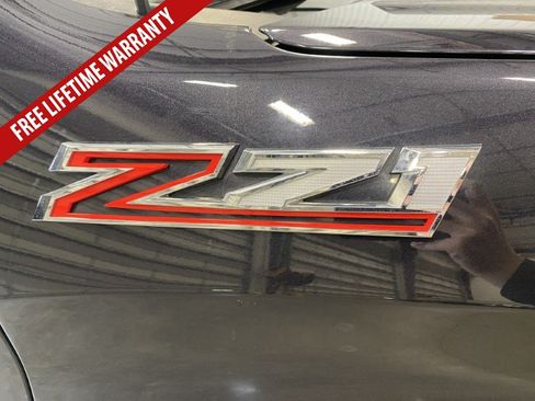 Used 2024 Chevrolet Silverado 1500 LT w/ Z71 Off-Road Package AWD/4WD image 23