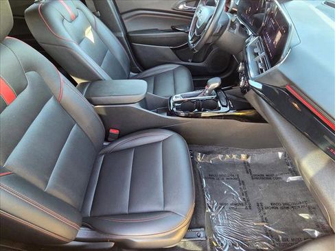 Used 2024 Chevrolet Trax RS w/ Sunroof Package image 20