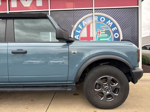 Used 2021 Ford Bronco Big Bend image 4