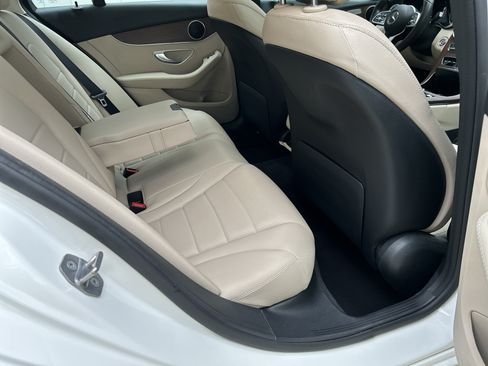 Used 2019 Mercedes-Benz C 300 Sedan image 41