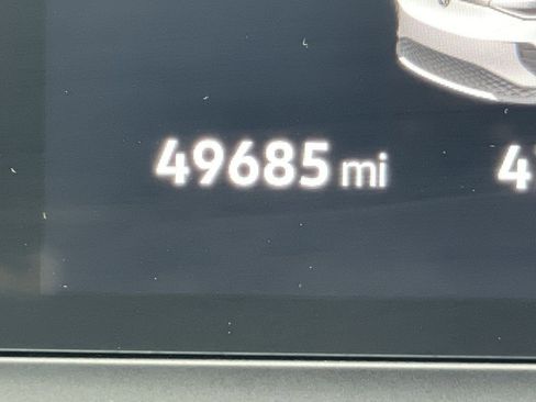 Used 2023 Volkswagen ID.4 Pro image 12