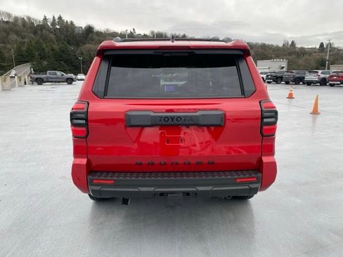 New 2026 Toyota 4Runner SR5 image 9