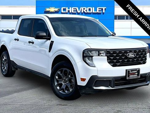 Used 2025 Ford Maverick XLT w/ Equipment Group 302A AWD/4WD image 1